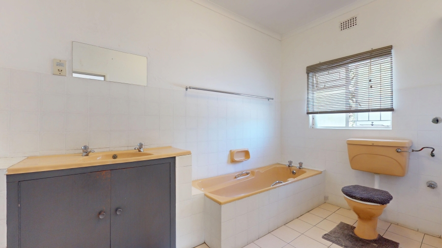 4 Bedroom Property for Sale in Wellington North Western Cape